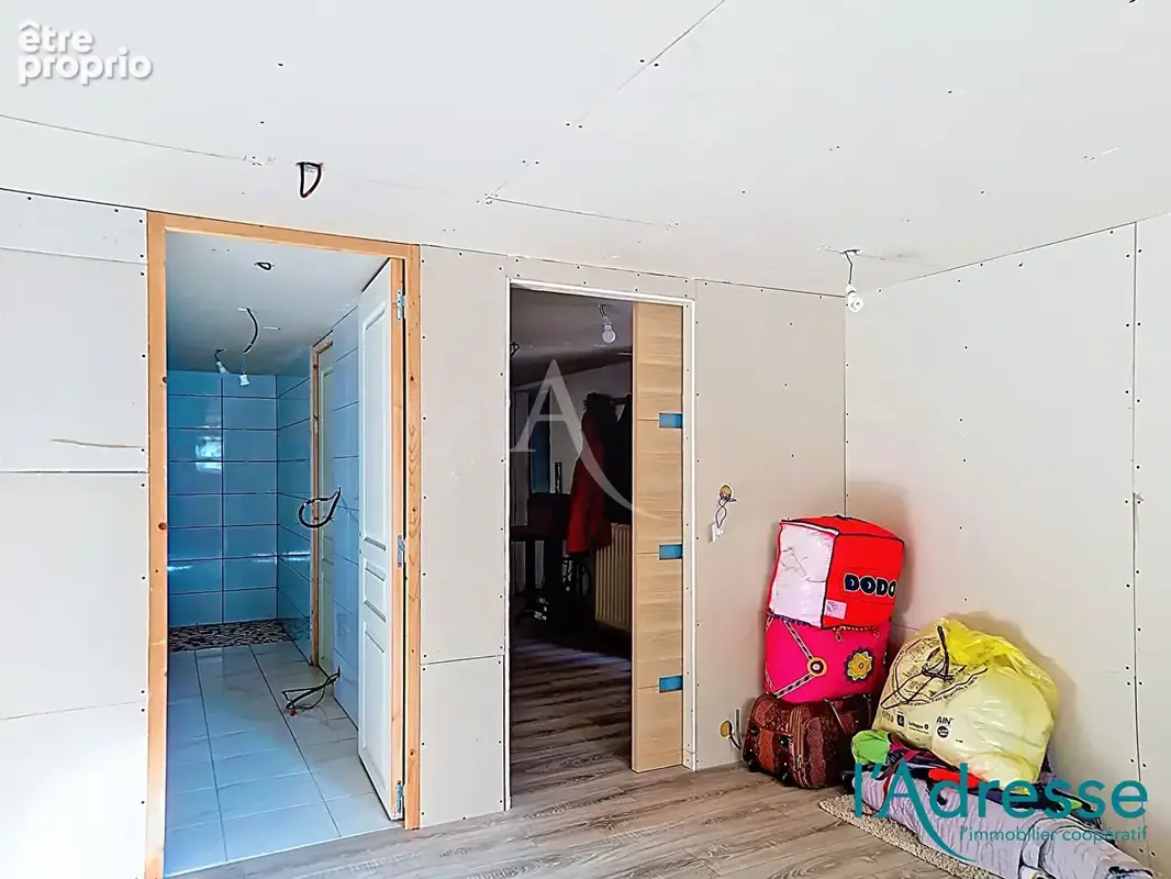 Maison 173 m² à Change  - photo 13