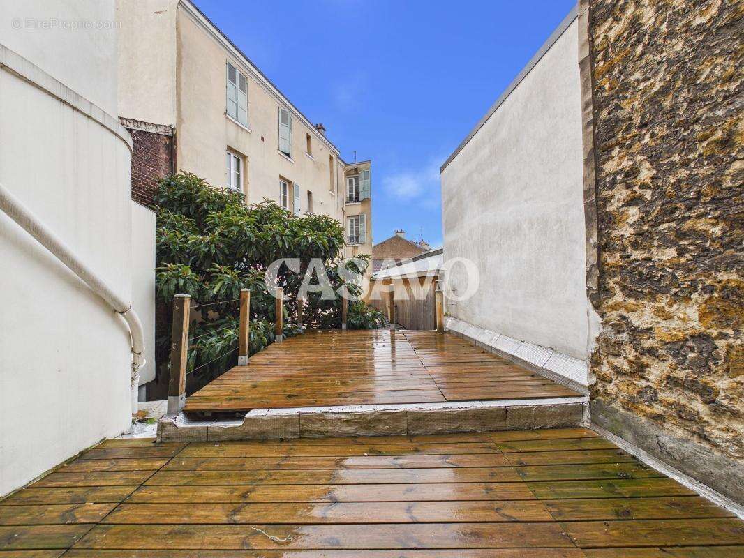 Appartement à AUBERVILLIERS