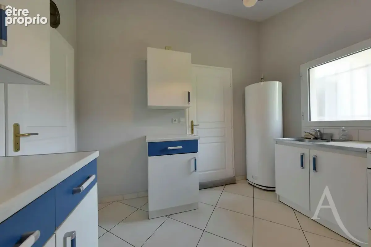 Maison  plain pied 4 pièces de 114,6 m² Azur - photo 10