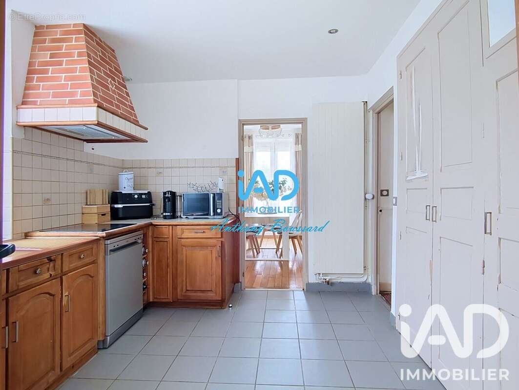 Maison 119 m² à Fontenay-Tresigny  - photo 5