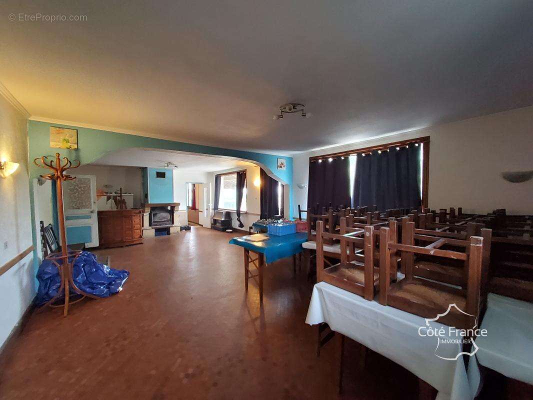 Appartement à NEUVILLE-LEZ-BEAULIEU