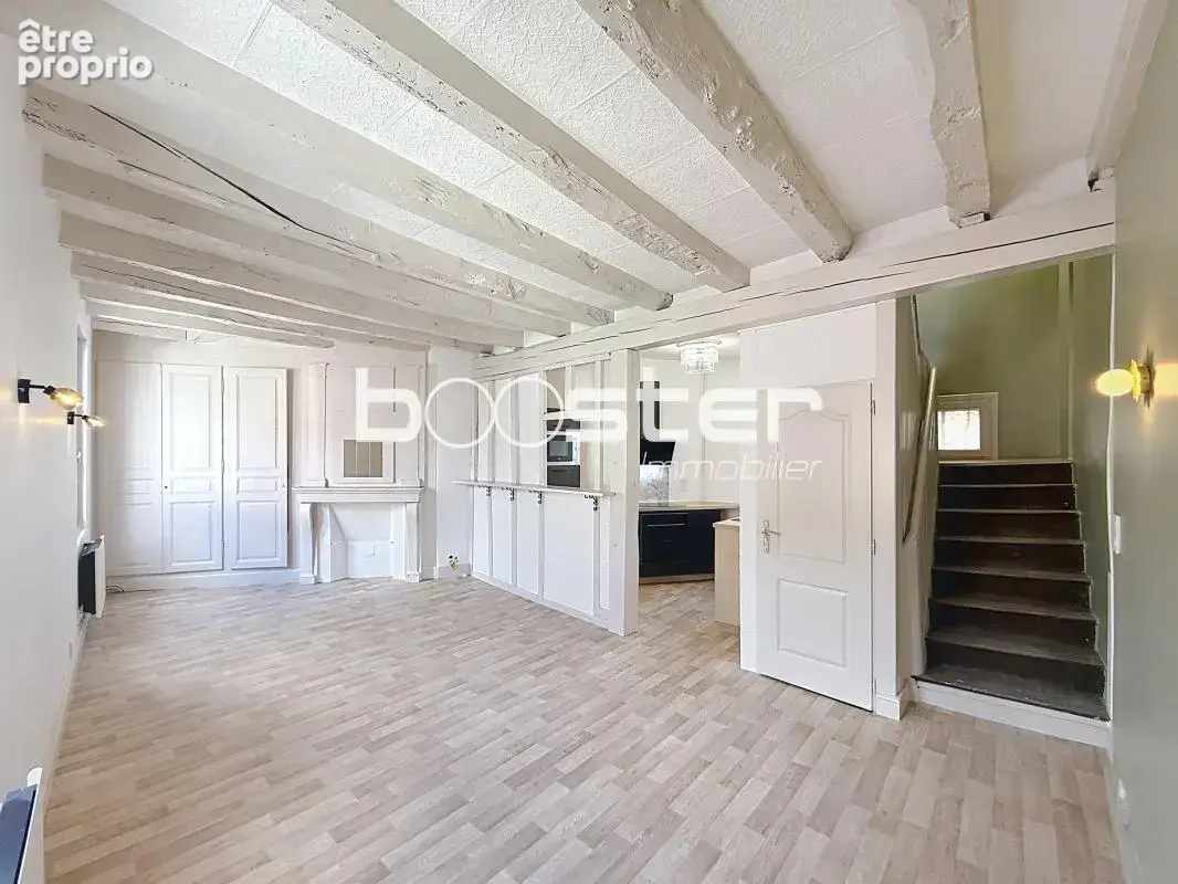Photo Appartement à Saint-Yrieix-La-Perche au prix de 117 000€