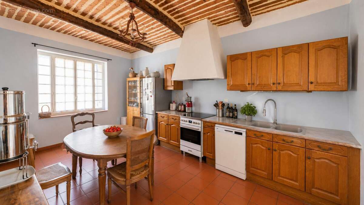 Superbe maison de village avec terrasse et cave - photo 3