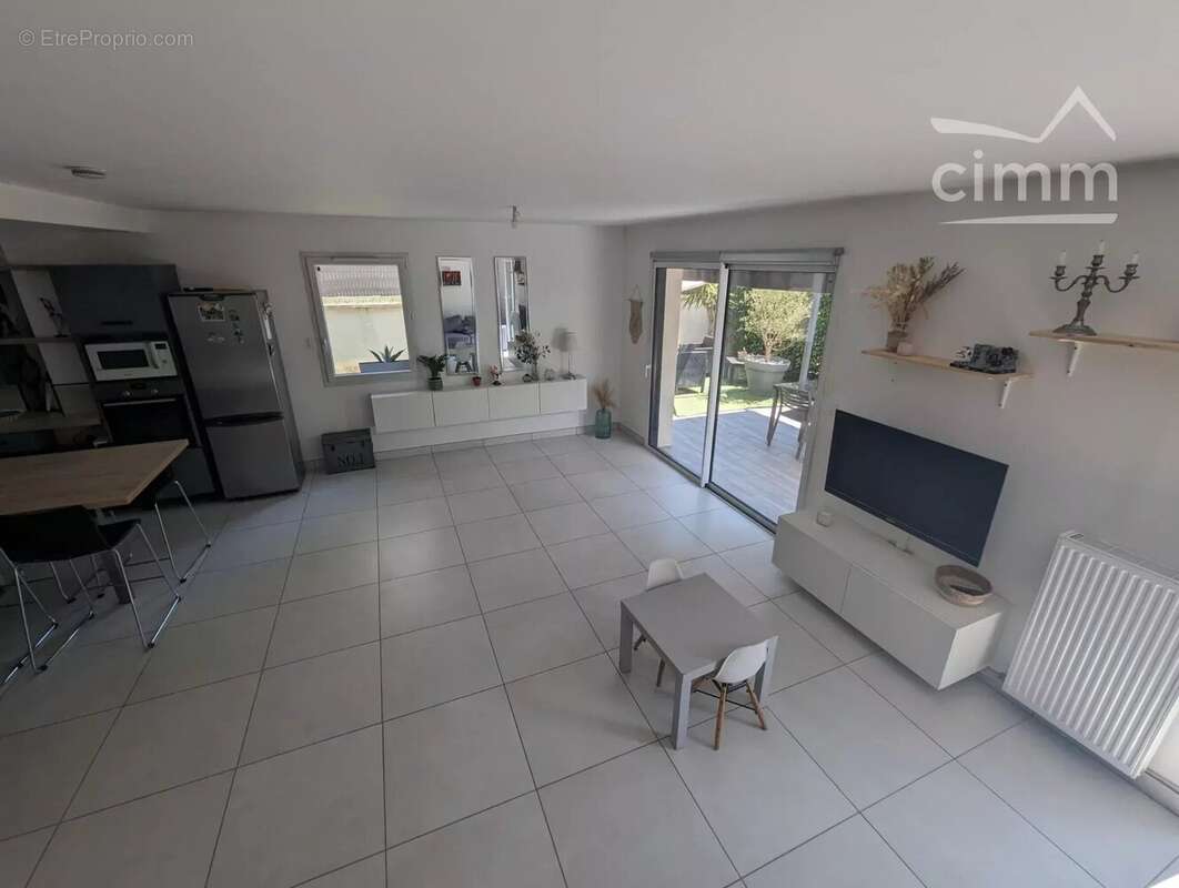 Maison de type 4 avec jardin - photo 4