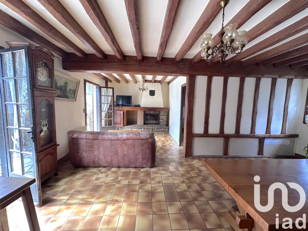 Maison 113 m² à Le Val-David  - photo 4