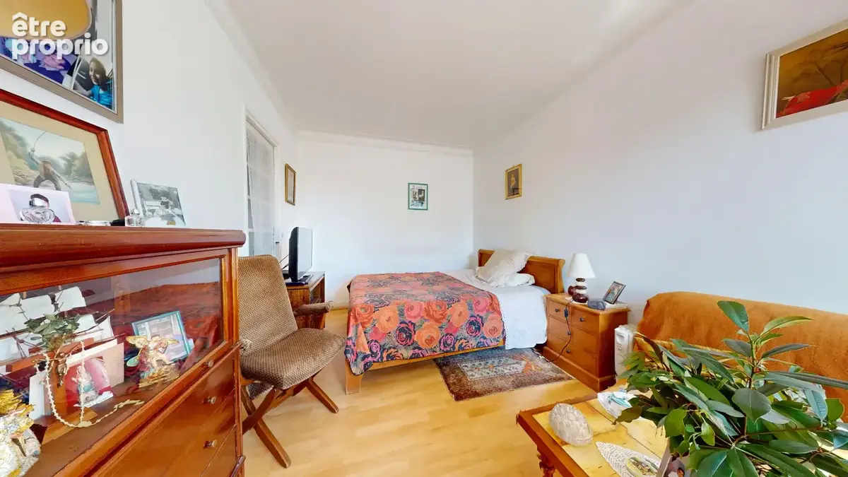 Église de pantin  2 pièces  32.5 m²  appartement cosy et lumineux dans immeuble de rapport  cave  quartier calme, 4 minutes du m - photo 4