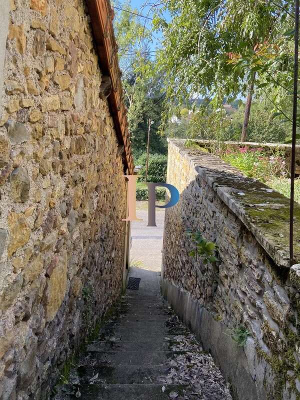 Maison à CHATEAUNEUF
