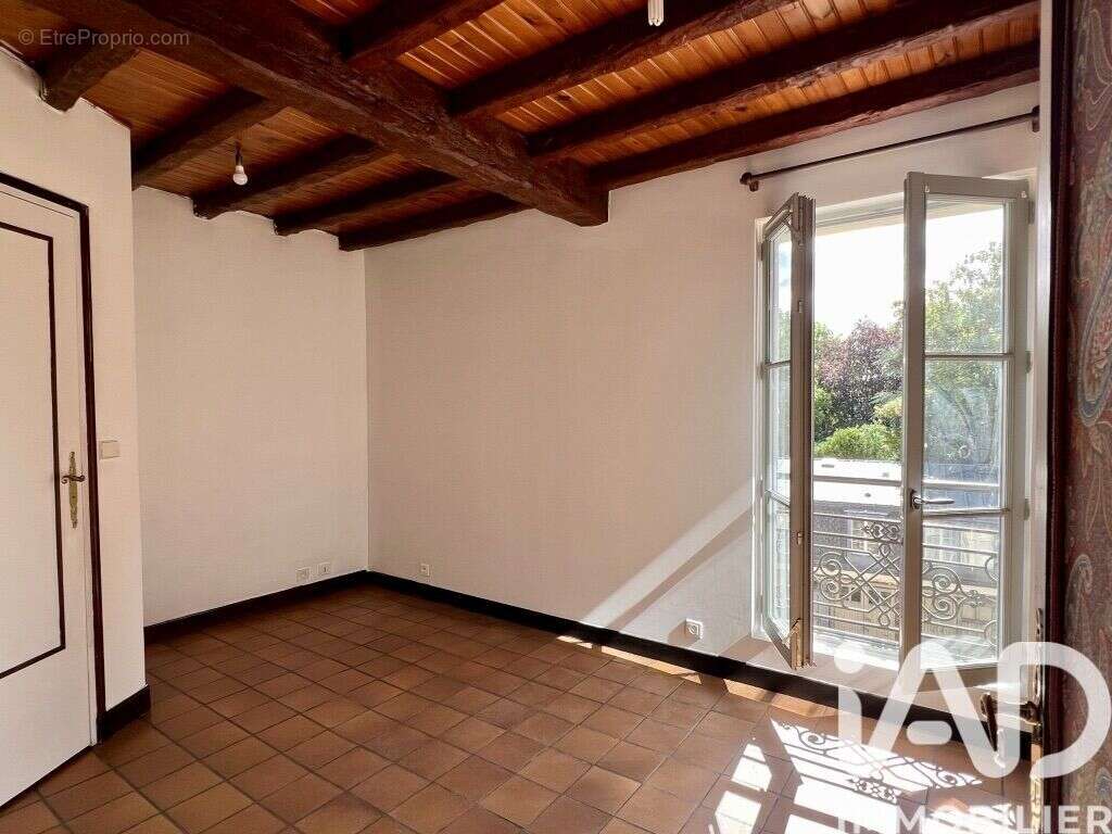 Appartement 58 m² à Versailles  - photo 7