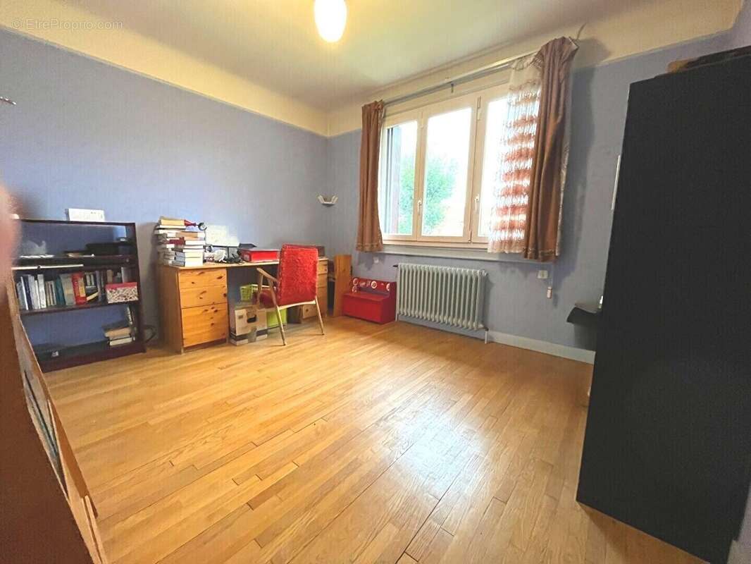 Maison à RIS-ORANGIS