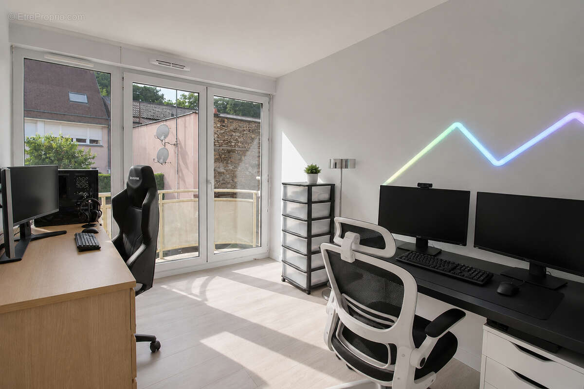 Appartement à EPERNON