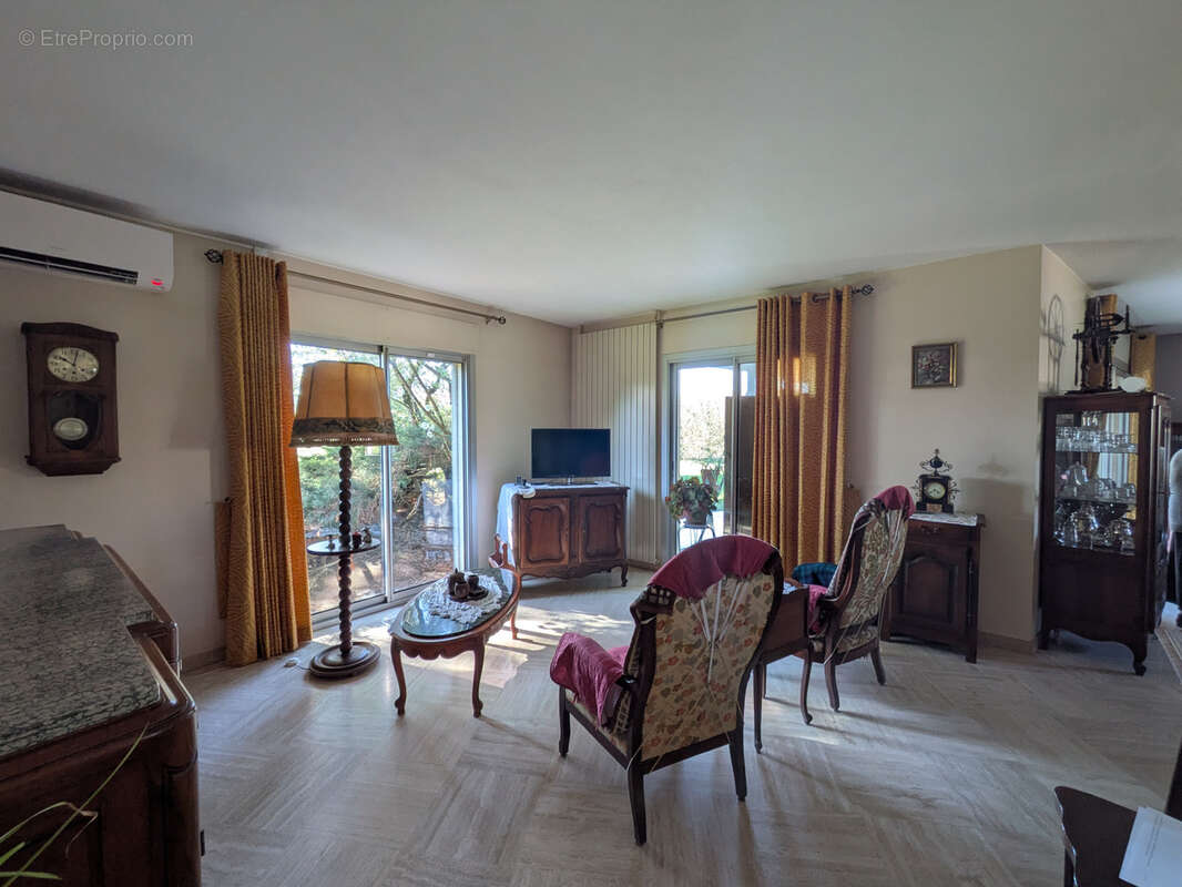 Maison à VILLENEUVE-TOLOSANE