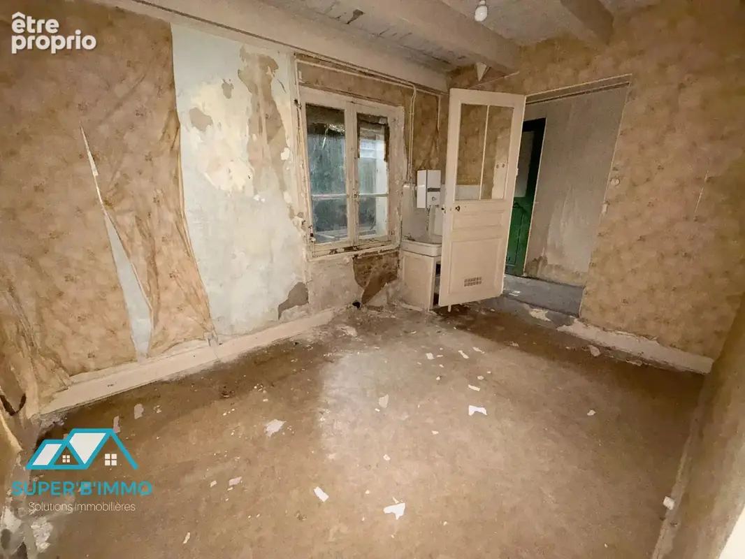 Maison de vile a renover - photo 9