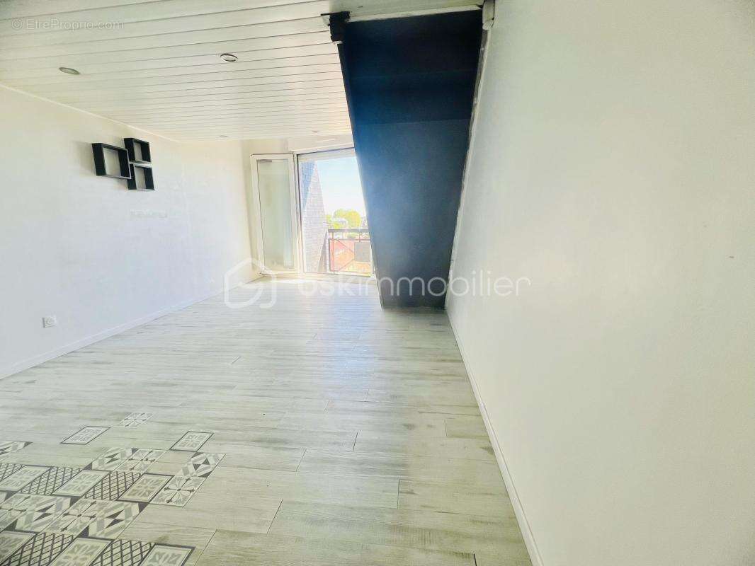 Appartement à PONTAULT-COMBAULT