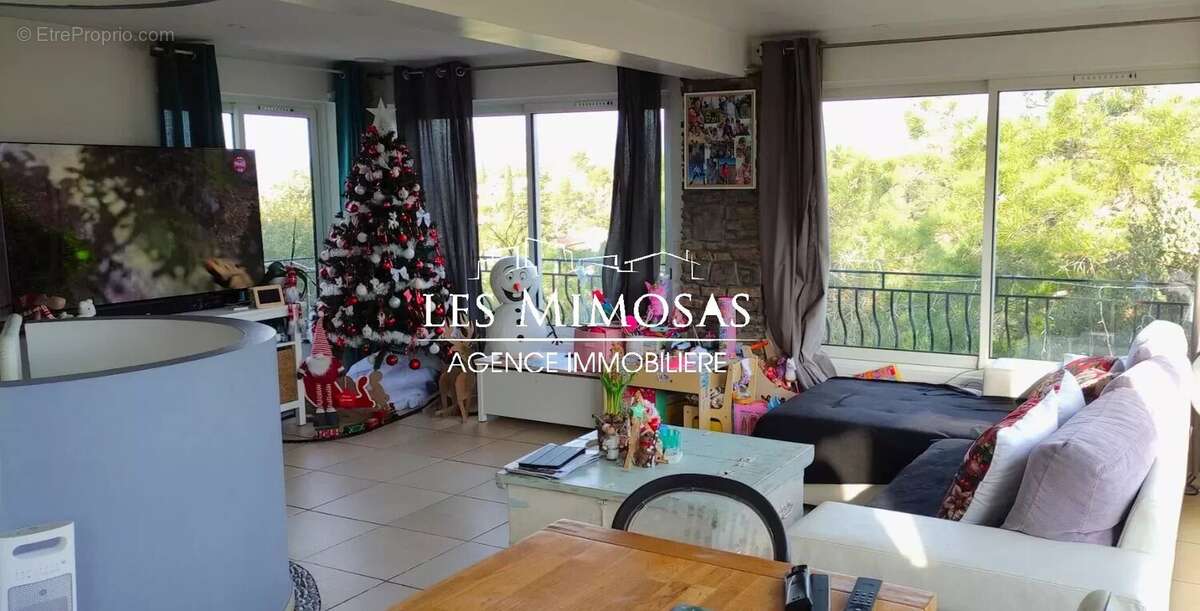 Maison à FREJUS