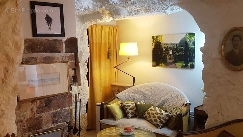 Maison à MONTIGNY-LE-GANNELON