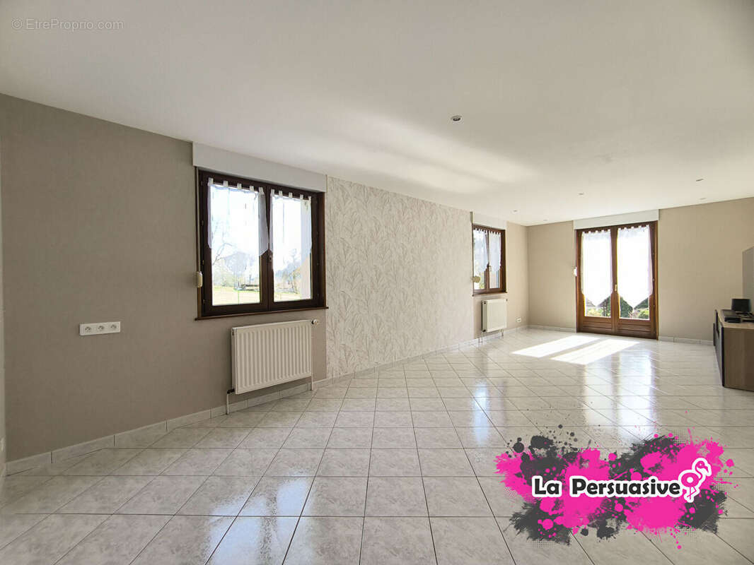 Maison à FOUGEROLLES