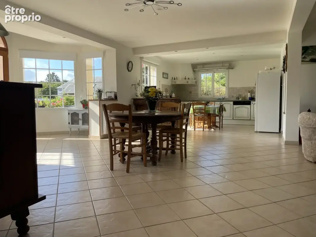 Maison 6 pièces 186 m² à vendre à Thiberville (27230) - photo 7