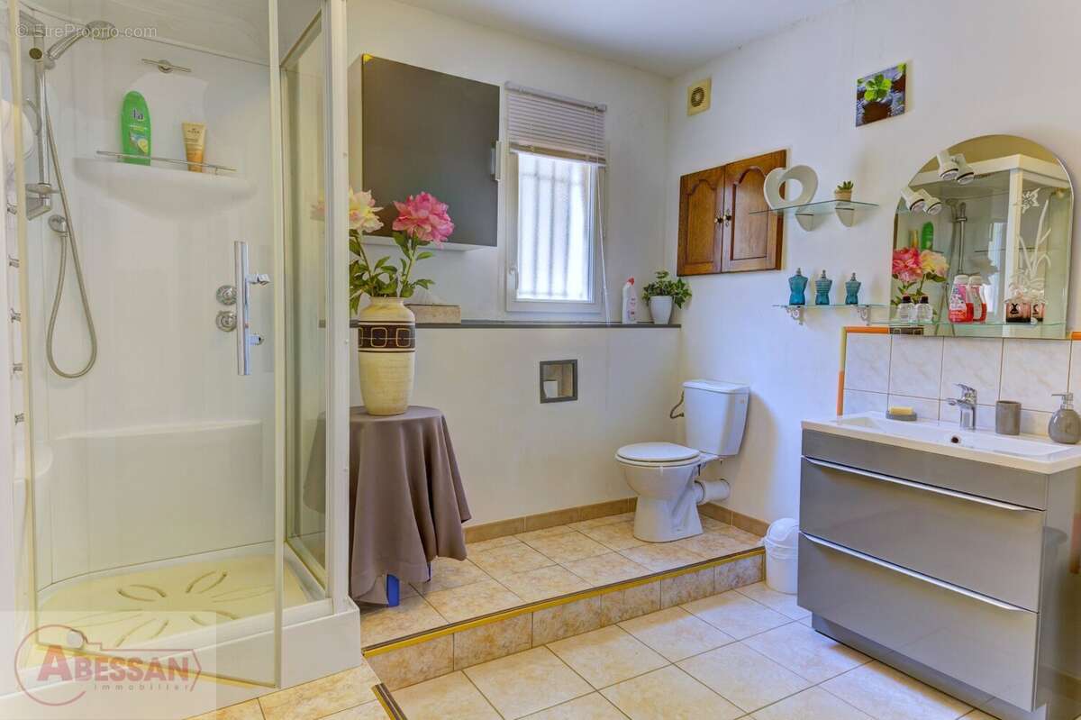 Maison 180 m² à Branoux-Les-Taillades  - photo 15