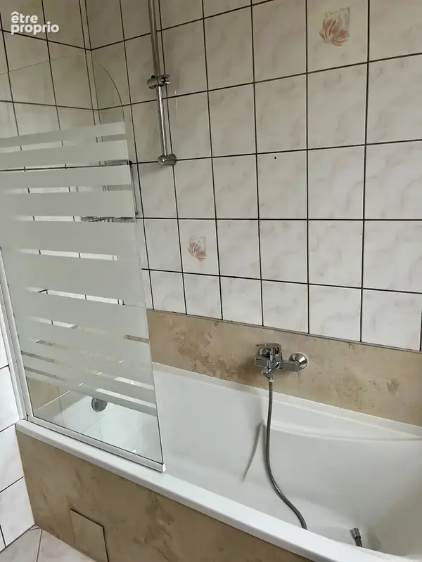 Maison avec 2 appartements F3 indépendants à Sarreguemines  Idéal investisseur ou famille - photo 13