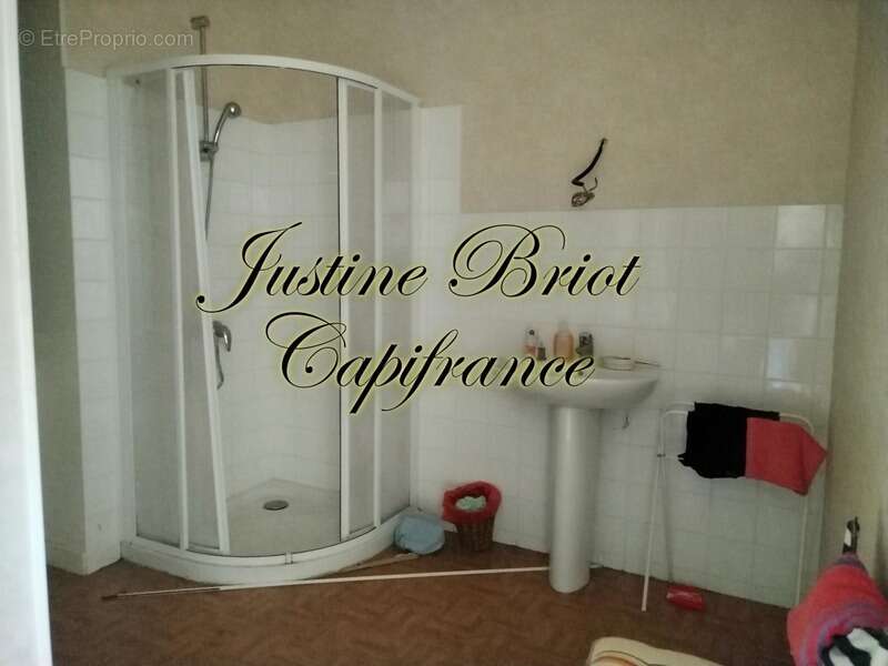 Maison à LA GUERCHE-SUR-L&#039;AUBOIS