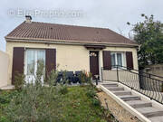 Maison à SAVIGNY-SUR-ORGE