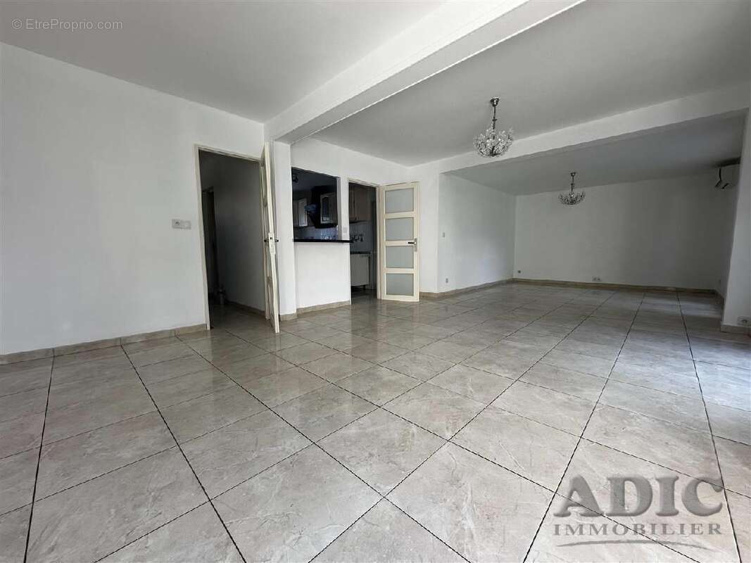 Maison à DAMMARTIN-EN-GOELE