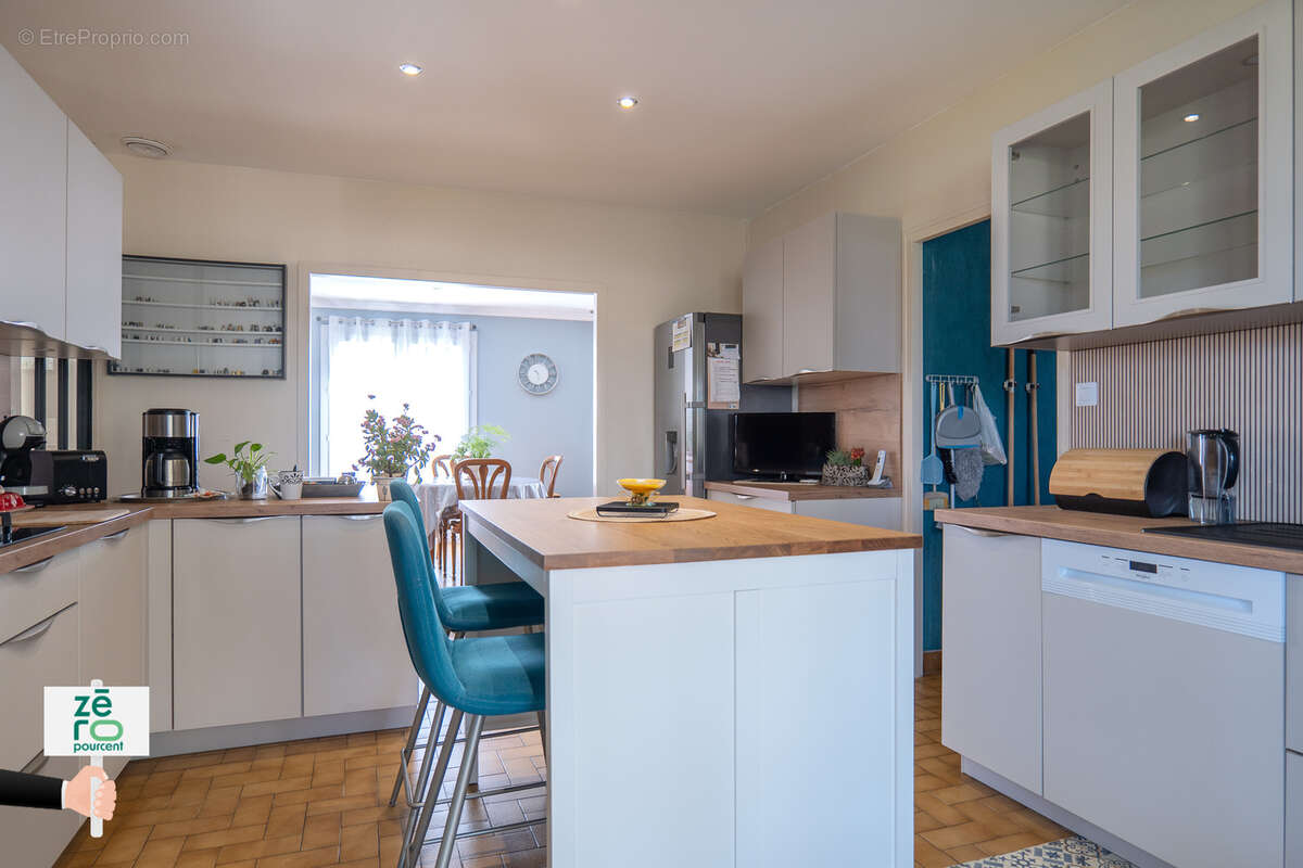 Maison à LES MAGNILS-REIGNIERS