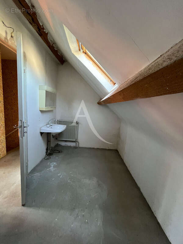 Maison à CHATEAU-RENAULT