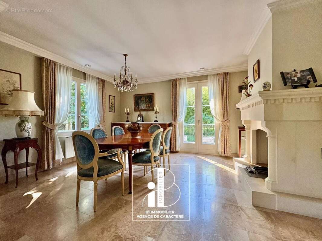 Maison à BOURRON-MARLOTTE