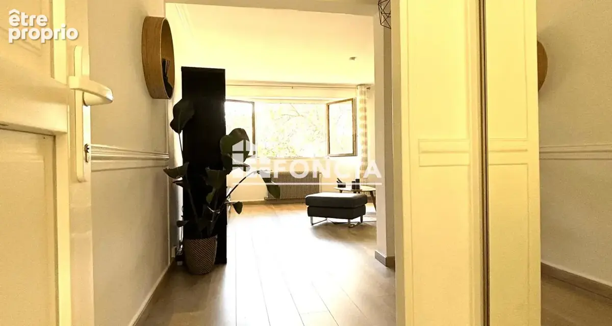 Appartement T4 102 m2, rénové dans un cadre privilégié à ETIOLLES avec PISCINE ET TERRAINS DE TENNIS - photo 11