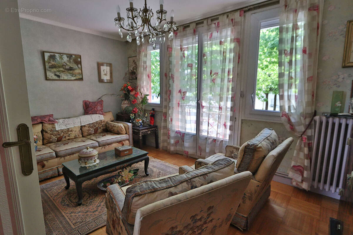 Maison en centre-ville, 3 chambres, jardin clos et garage - 75 m² habitables - photo 7