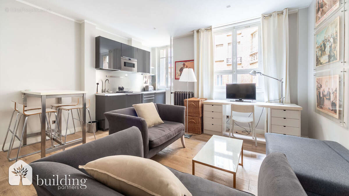 Appartement à PARIS-17E