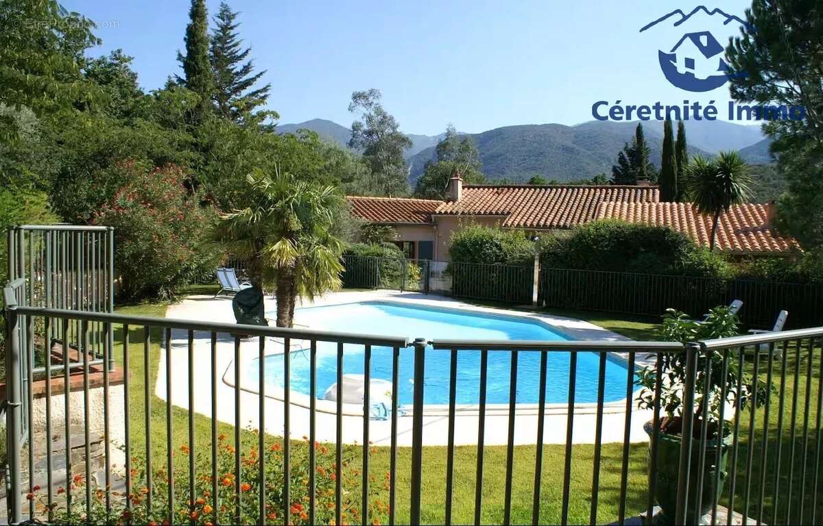 Maison à REYNES