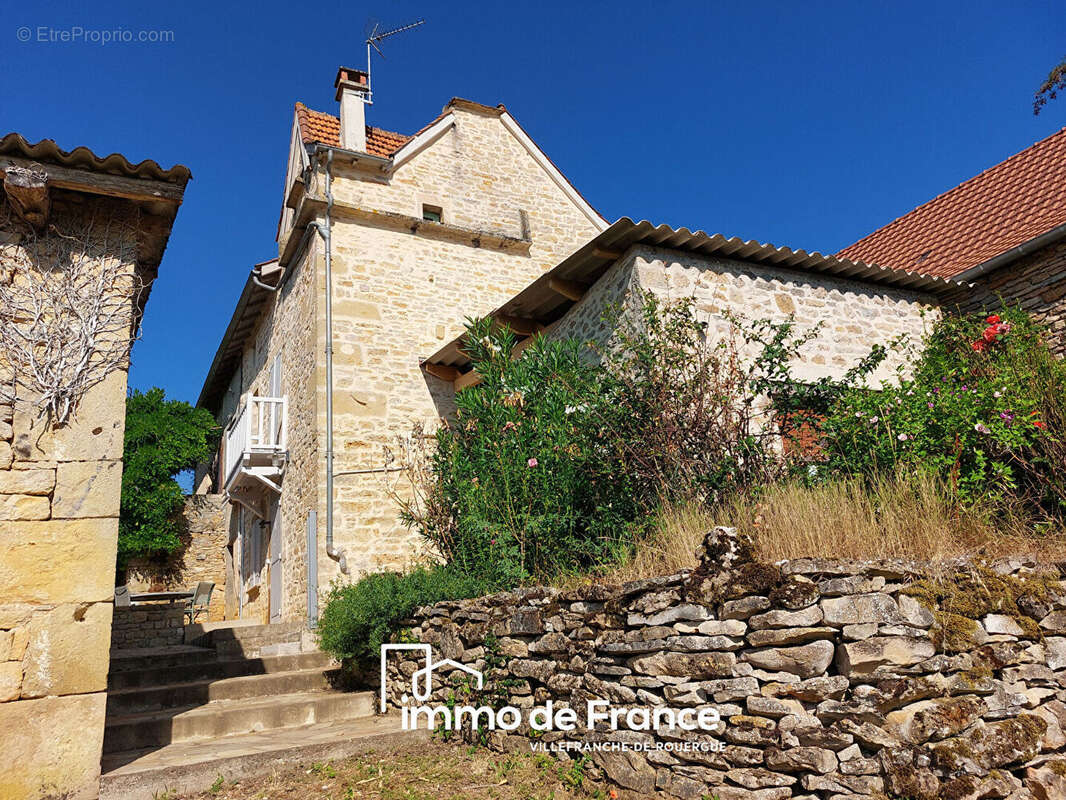 Ensemble immobilier en pierre avec terrain de 8 874 m² - photo 13