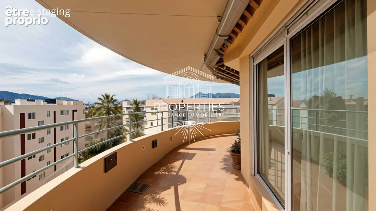 Appartement à HYERES