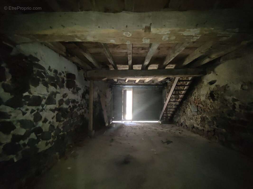 Maison à CONFOLENS