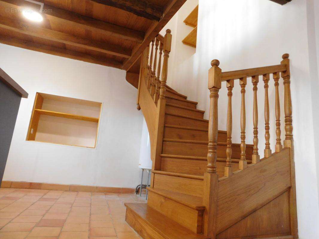 Maison à SAINT-ANGEAU