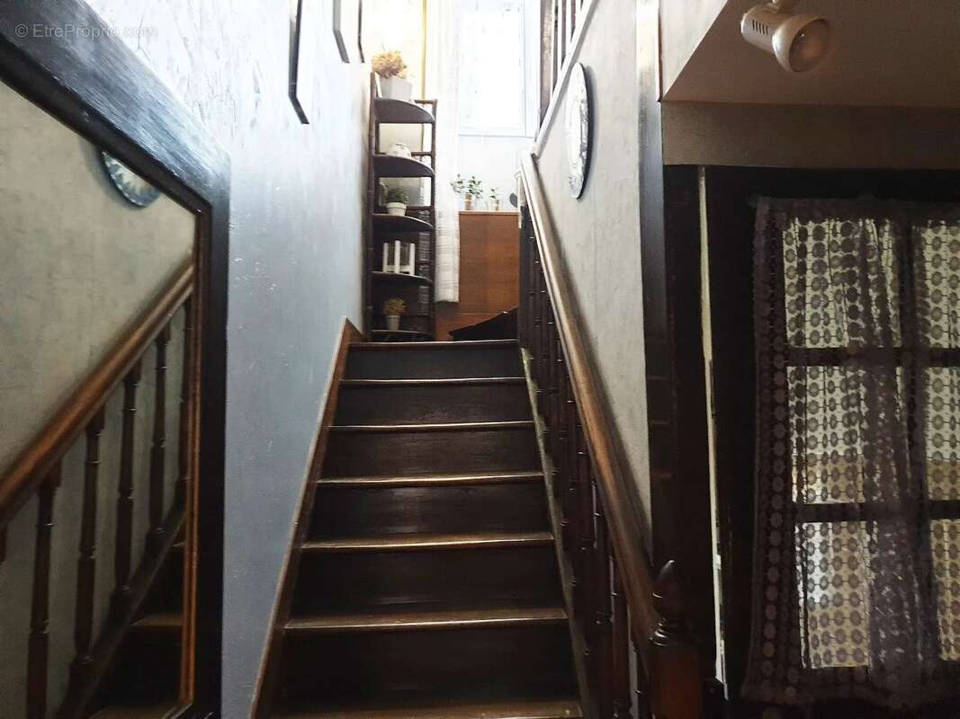 Restaurant avec deux appartements - photo 13