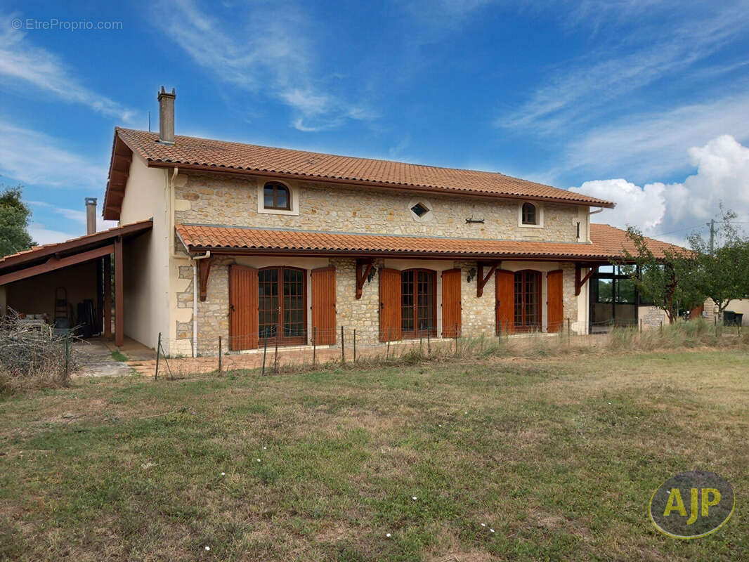 Maison à GAILLAN-EN-MEDOC