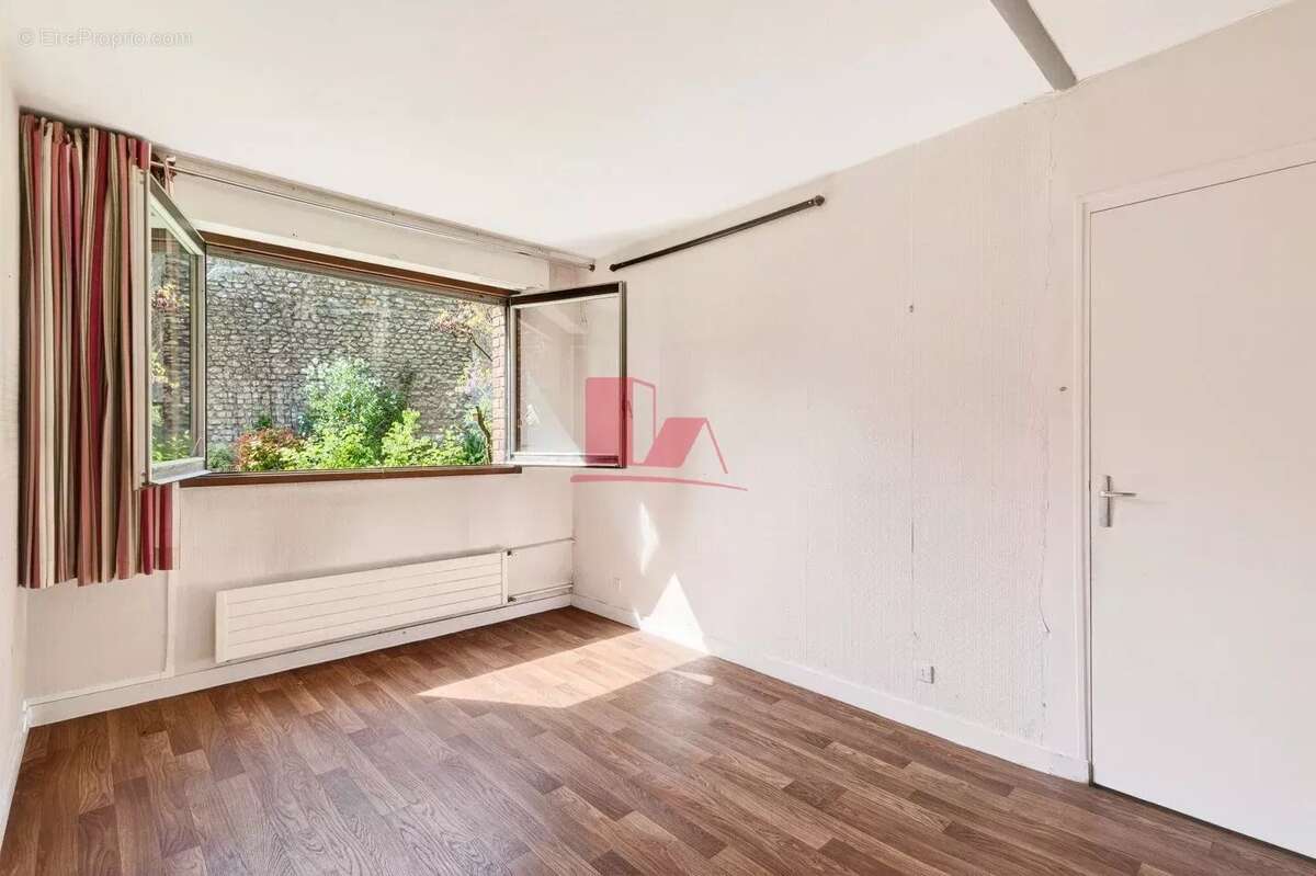 Appartement à ISSY-LES-MOULINEAUX