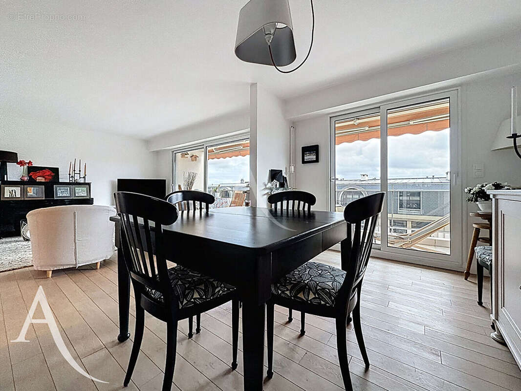 Appartement à GARCHES
