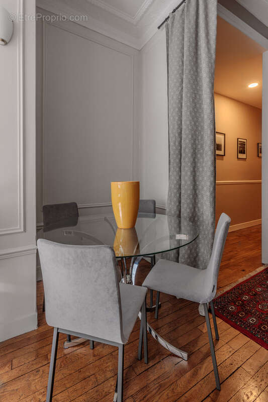 Magnifique appartement 3 pièces au cachet de l'ancien - 18ème arrondissement - photo 4