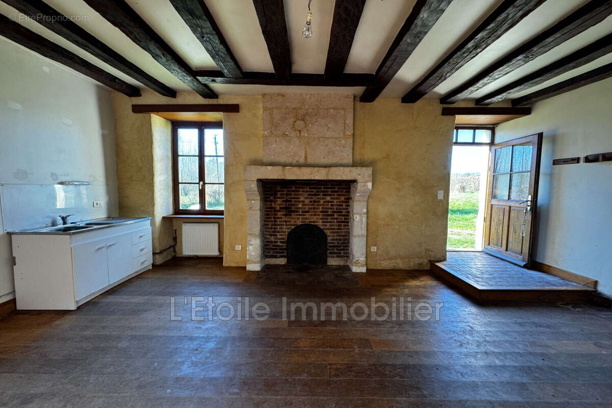 Maison à SAINT-DENIS-SUR-HUISNE