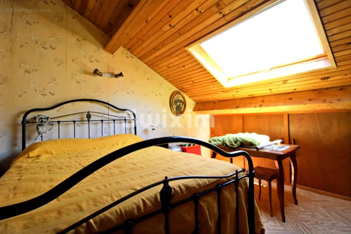 Maison à VULVOZ