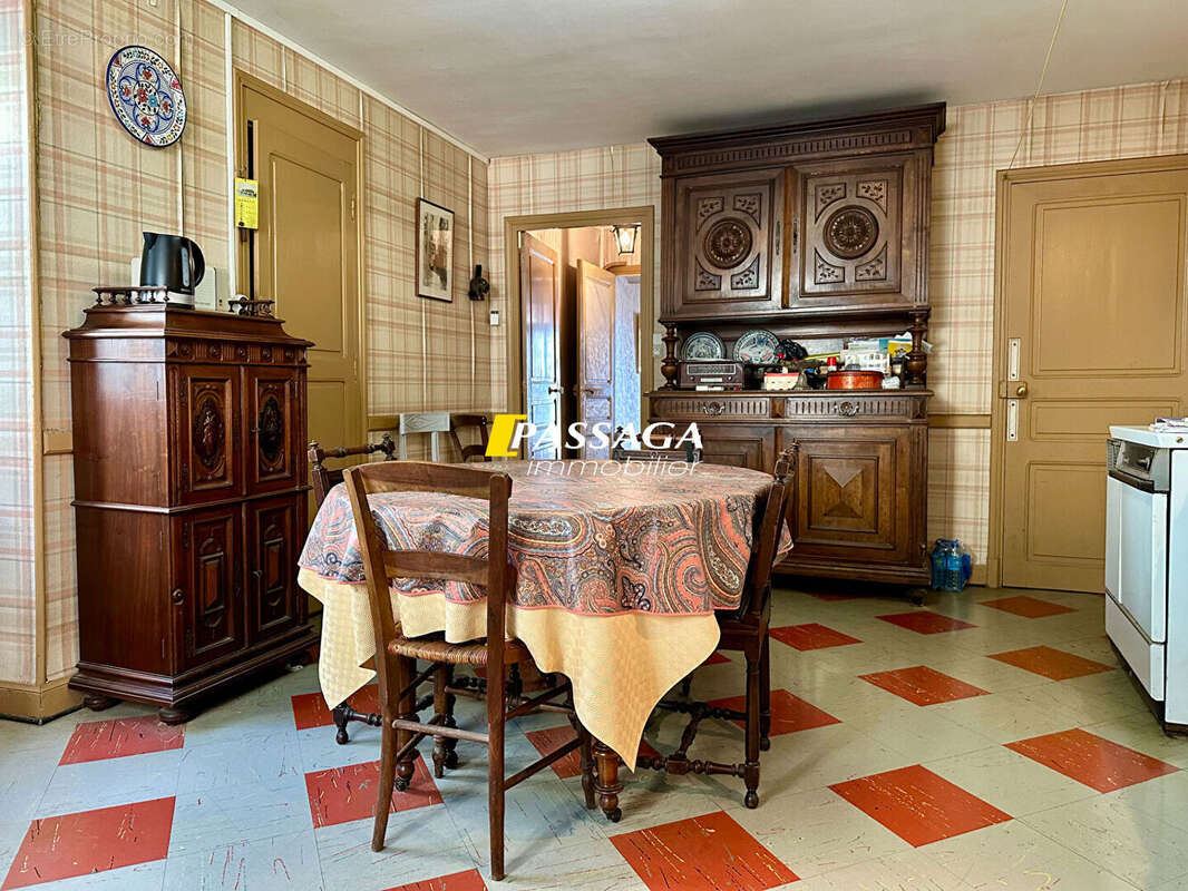 Maison à SEVERAC-LE-CHATEAU