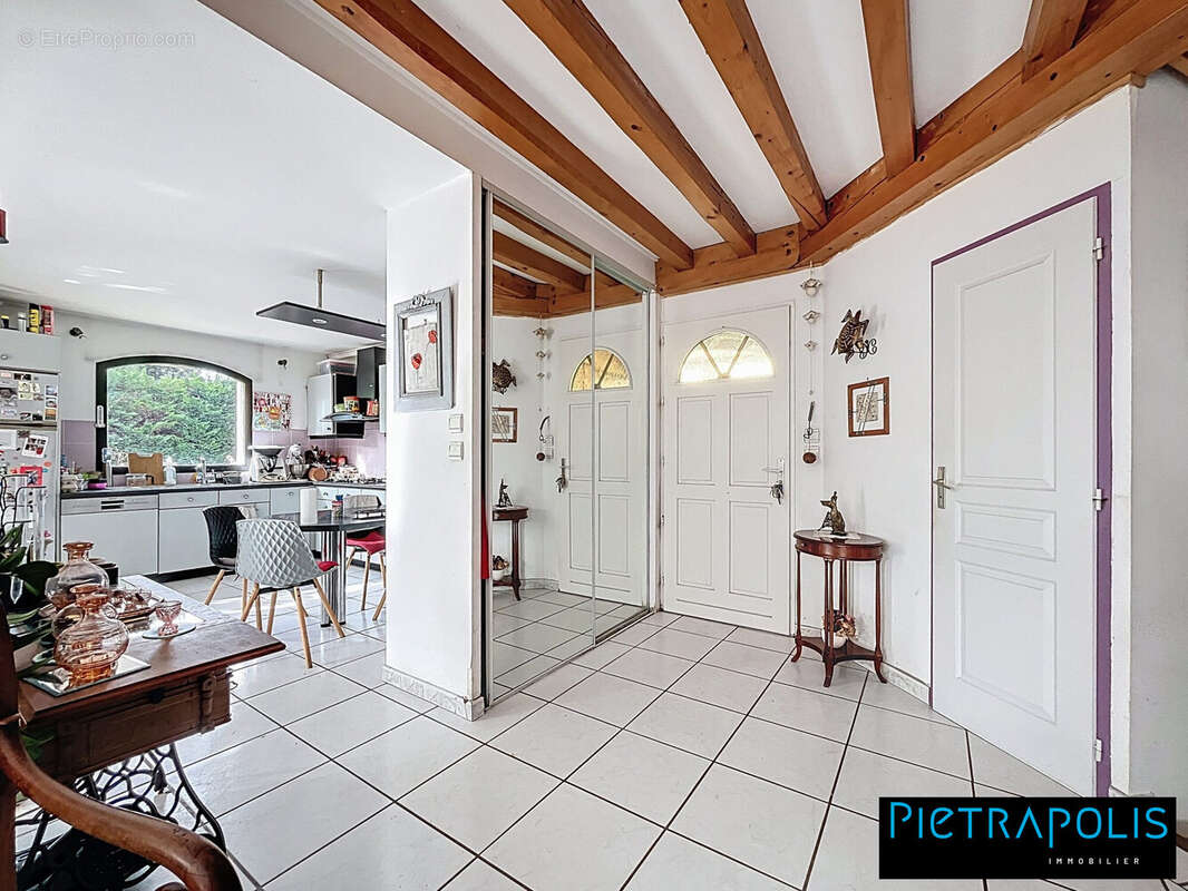 Maison à CAILLOUX-SUR-FONTAINES