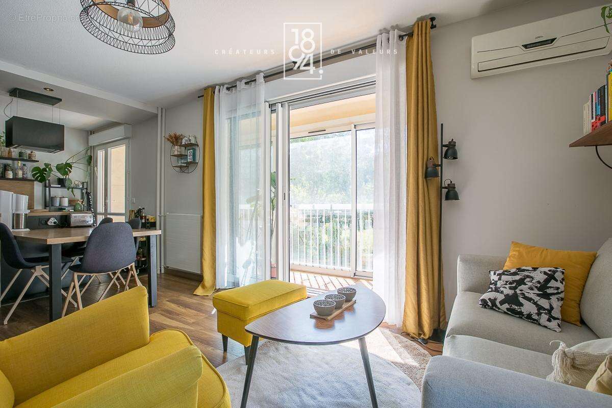 Appartement à MARSEILLE-10E