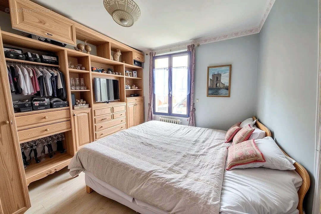 Maison à NOGENT-LE-ROI