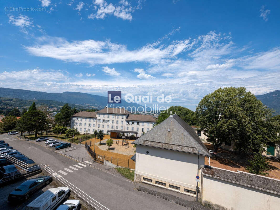 Appartement 72 m² à Jacob-Bellecombette  - photo 2