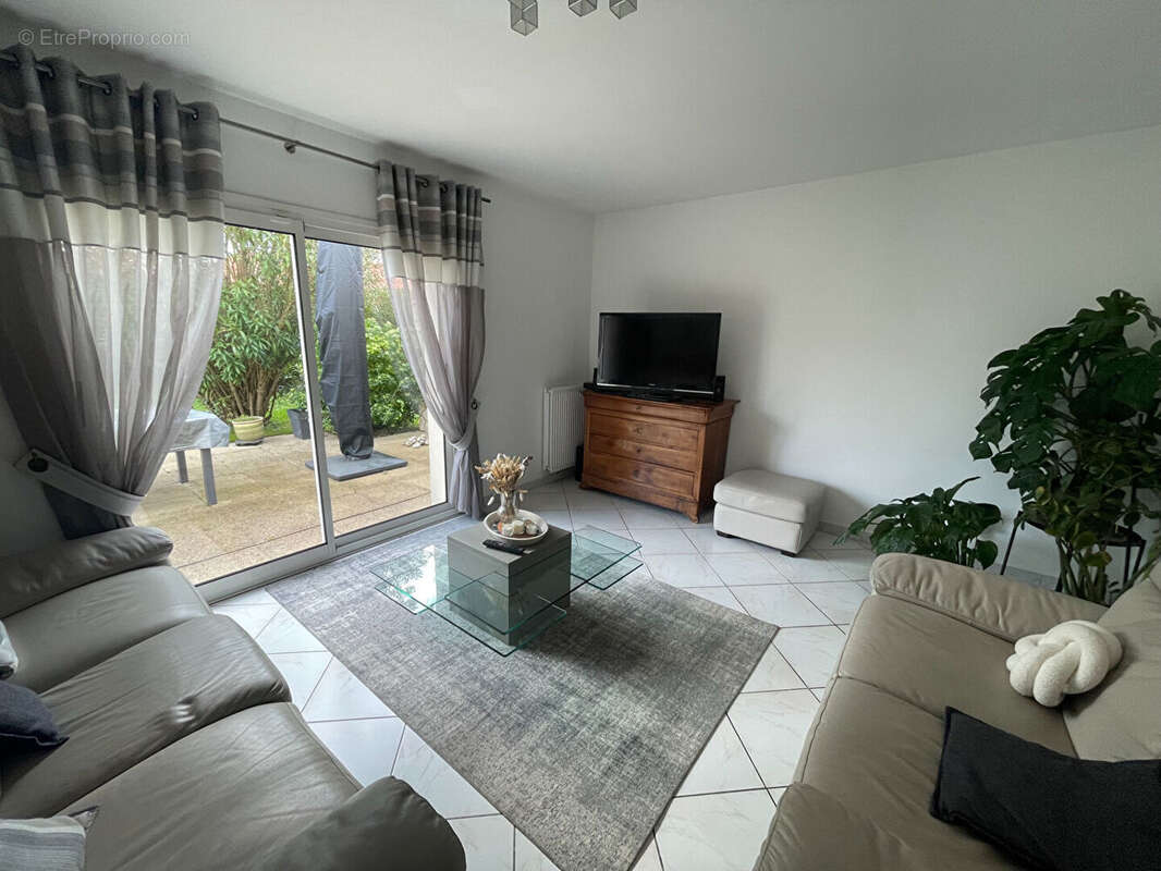 Maison à SAINT-SEBASTIEN-SUR-LOIRE